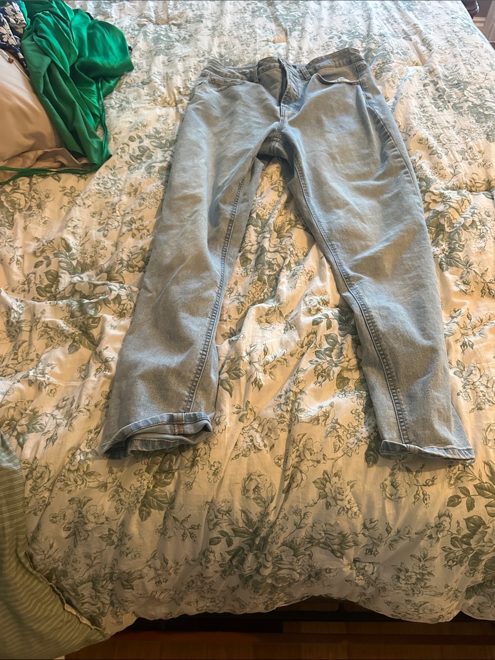 Light Wash Straight Leg Jeans